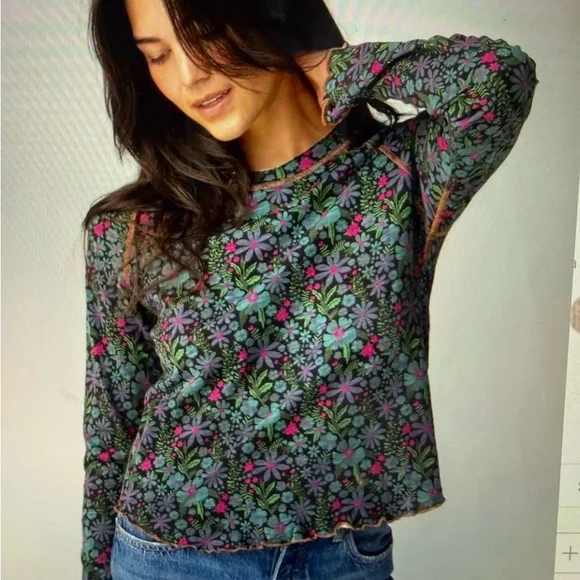 Natural Life Magenta Long-Sleeve Crewneck Top - medium - Picture 5 of 5